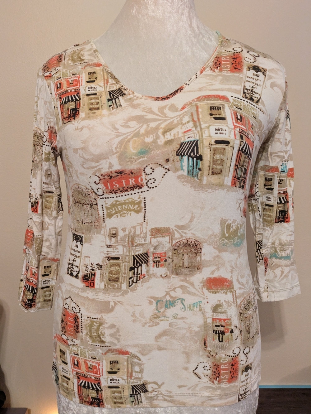 Chico's Bistro print Tee